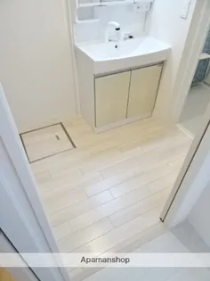 SOUTH WIND【1階】の内装