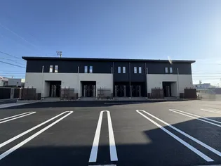 メゾン・ド・エクセレンスⅦ A【1階】の外観