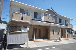 LITTLE KOHOKU【2階】の外観