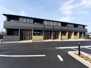 ベル トレーフル【1階】の外観