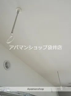 ロイヤルハイツ【I101号室】の内装