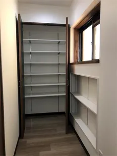 ヴィラ貴平【2階】の玄関