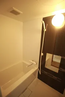 ウエスト・ウィング【2階】の風呂