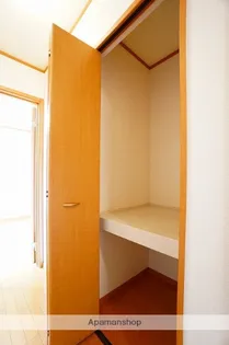 中島ベイコートA【1階】の内装