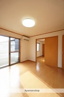 中島ベイコートB【2階】の内装