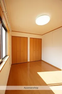 中島ベイコートB【2階】の内装