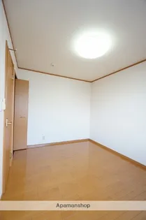 中島ベイコートB【2階】の内装