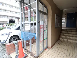 栄ファイブマンション【202号室】の外観