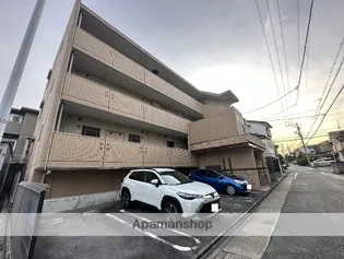 エステート愛和【3階】の外観