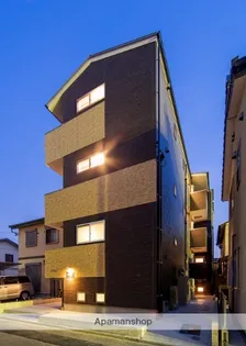 Lugar bonito(ルガルボニート)【1階】の外観