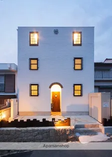 shamrock【2階】の外観