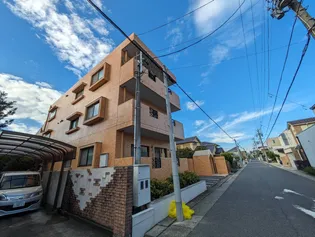 ファミーユ日和【2階】の外観