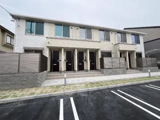 エイプリル ハウスの画像