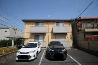 クレール高畑【1階】の外観