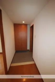 ハーツハピネス【2階】の玄関