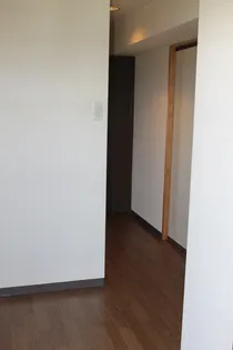 リバーサイド前田【5階】の内装