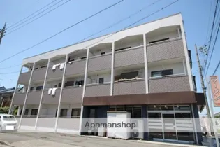 酒カネハイツ【1階】の外観