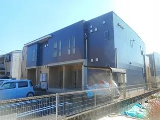 オーベルジーヌ・ドゥー【1階】の外観