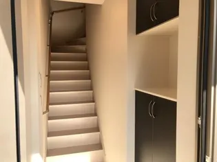 カンタービレ【206号室】の玄関