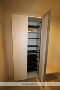 グランレーヴ中島新町【3階】の内装