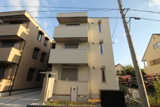 メゾンクレセント2八田【3階】の外観