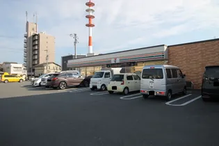 メゾンクレセント2八田【3階】の周辺