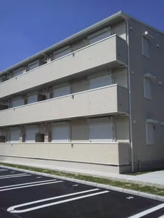 サン・ハニー小本本町 A棟【3階】の外観