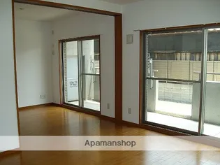 ハーツハピネス【3階】の居間