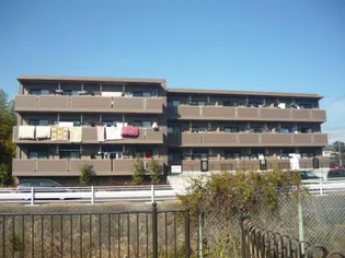 ソレアード山香【3階】の外観