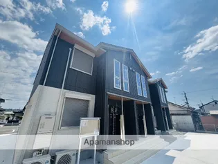 シャルール【1階】の外観