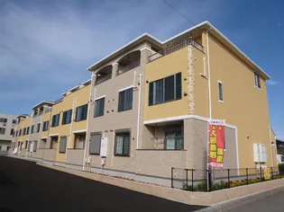 ヴェーク フルス B【1階】の外観