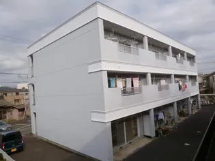 ロイヤルガーデンK【2階】の外観