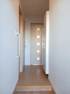 メイ クラール【1階】の玄関