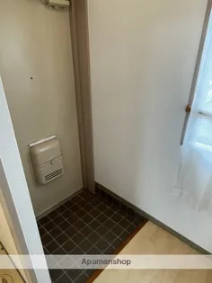 カーサ グラツィア【2階】の玄関