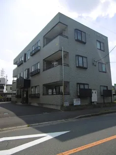 フリーデン柏原【1階】の外観