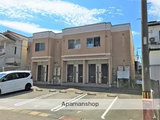 メゾン サクラの木の画像