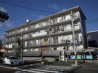 シルエ柏原【2階】の外観