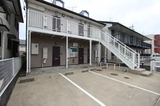 愛知県北名古屋市弥勒寺西3丁目【アパート】の外観