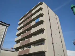 プリムラ・ローズ・ガーデン【302号室】の外観