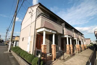 愛知県北名古屋市鹿田永塚【テラスハウス】の外観