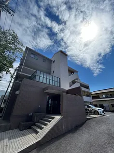 クレストコート【3階】の外観