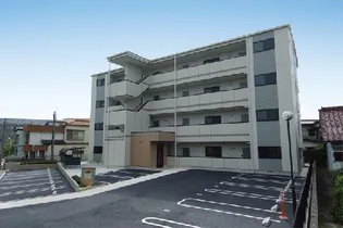 フォレストスクエア シバタ【3階】の外観