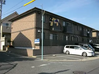 レザンコートB棟【1階】の外観