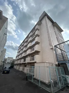 ロイヤルプラザヤマダ【5階】の外観