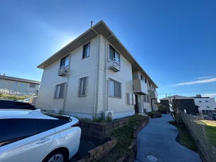 GREEN APPLE【1階】の外観