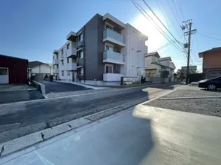 アベニール【2階】の外観