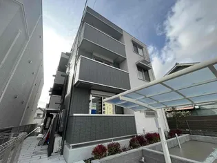 スリーエイトキミ【1階】の外観