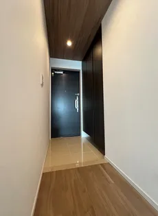 グランマノワール南安城STA.【702号室】の玄関