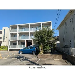 PINE EASTの画像