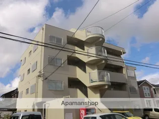 ファミールM【2階】の外観